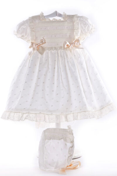 VESTIDO CON CAPOTA REF. 7114